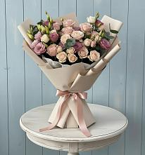 Букет цветов из:  Розы и Лизиантусы в Новопластуновской