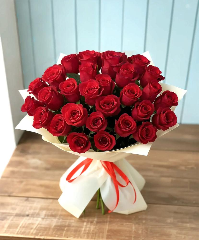 Букет 29 Красных роз в Новопластуновской