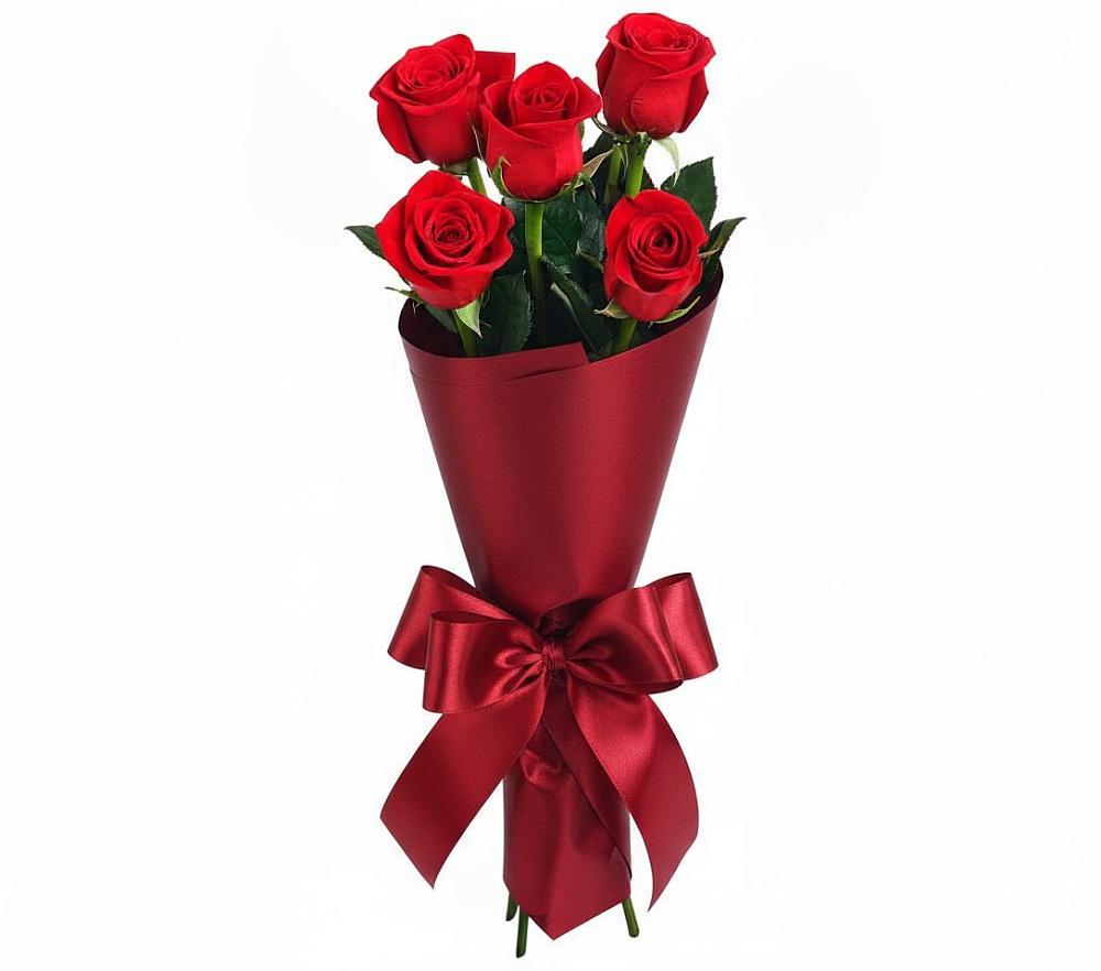 Букет 5 Красных роз Эдлесс Лав в Новопластуновской