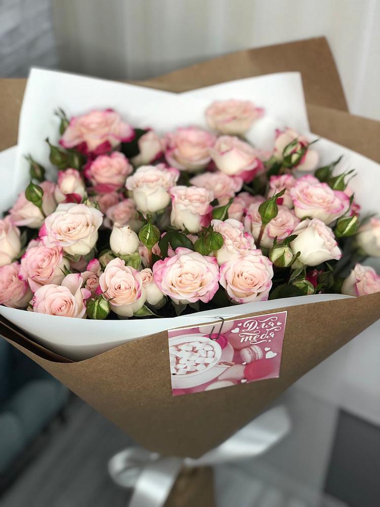 Букет цветов из: Розы в Новопластуновской