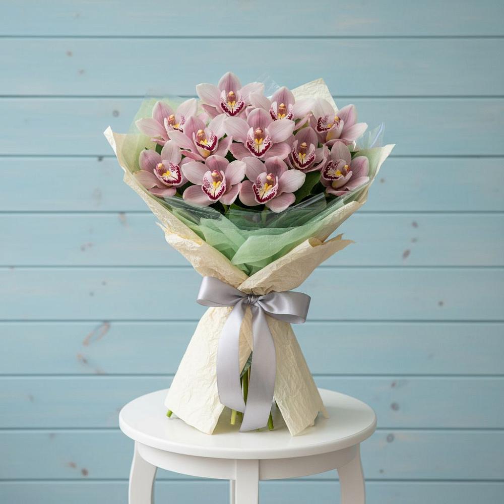 Букет цветов из: Орхидеи и Розы в Новопластуновской