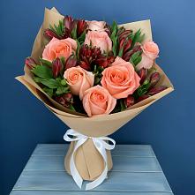 Букет цветов из:  Розы и Альстромерии в Новопластуновской