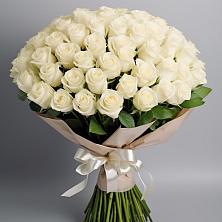 Букет 101 беля роза Белоснежка в Новопластуновской