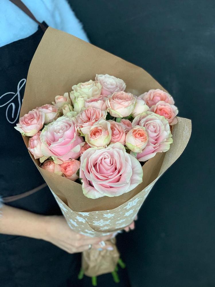 Букет цветов из: Хризантемы и Розы в Новопластуновской