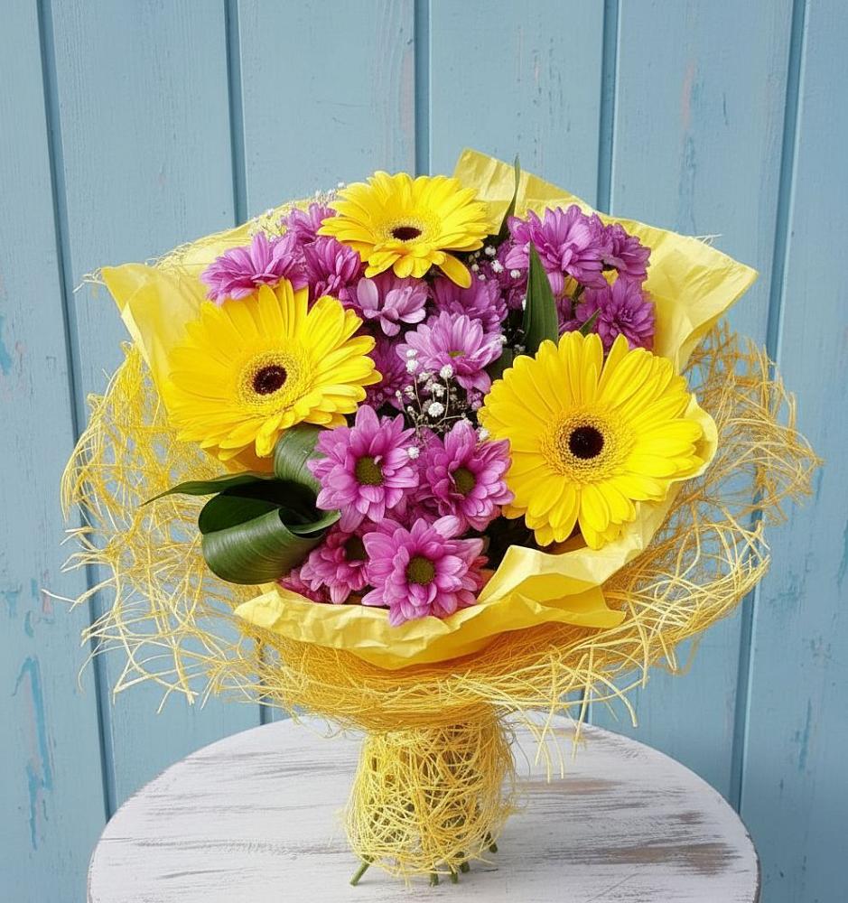 Букет цветов из: Хризантемы и Герберы в Новопластуновской