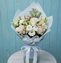 Букет цветов из:  Розы и Лизиантусы #REPLACE_PRED# Новопластуновской