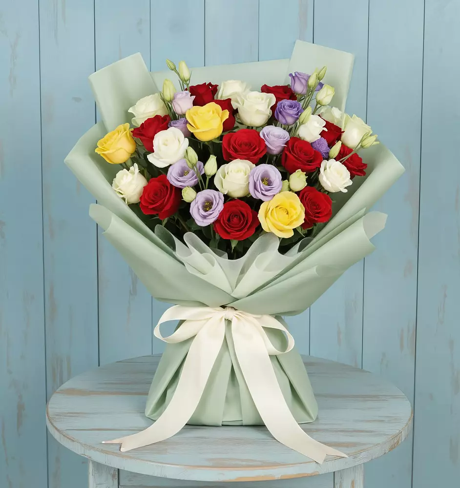 Букет цветов из: Розы в Новопластуновской