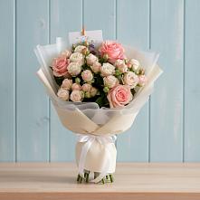 Букет цветов из:  Розы в Новопластуновской