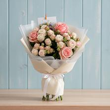 Букет цветов из:  Розы в Новопластуновской