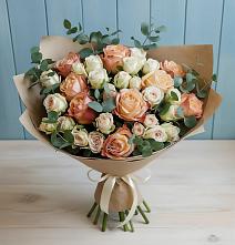 Букет цветов из:  Альстромерии и Розы в Новопластуновской